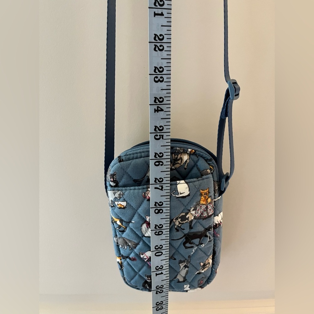 Vera Bradley Blue Quilted Cat Print Carrier - Picture 8 of 12